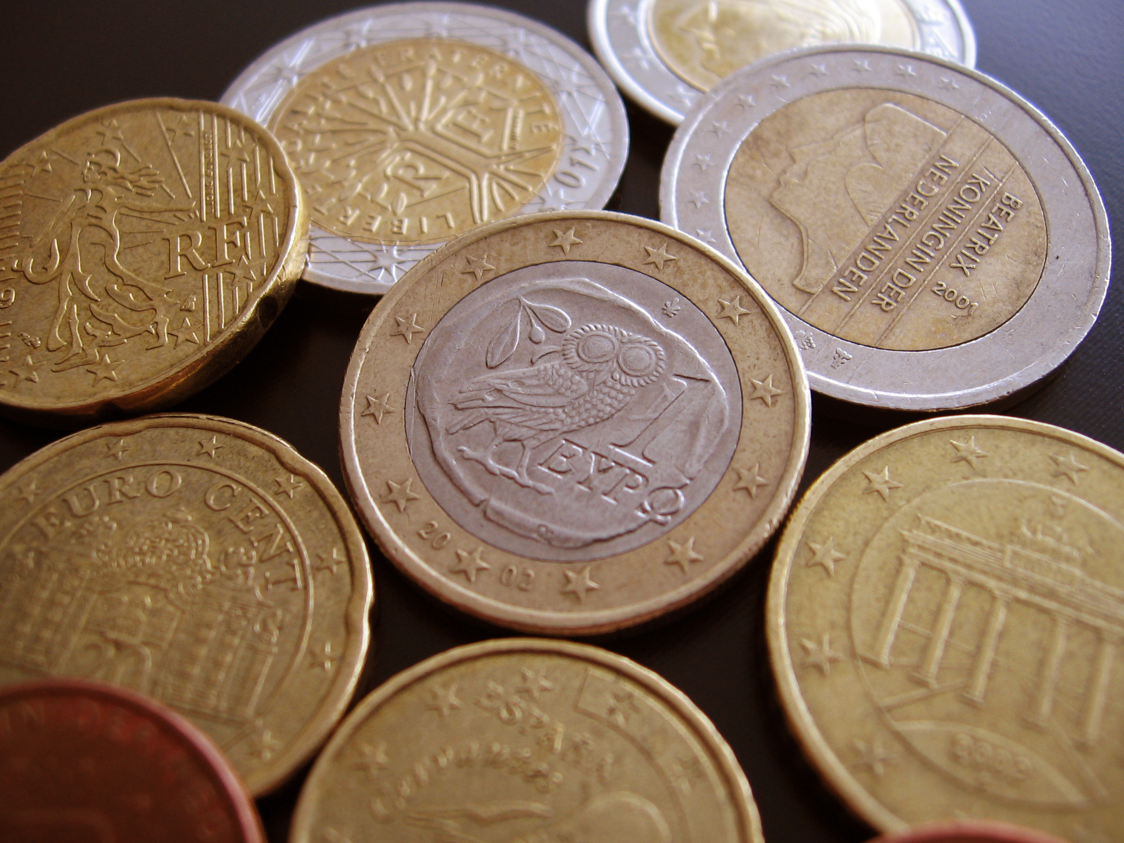 euro-moeda-bandeiras-do-mundo